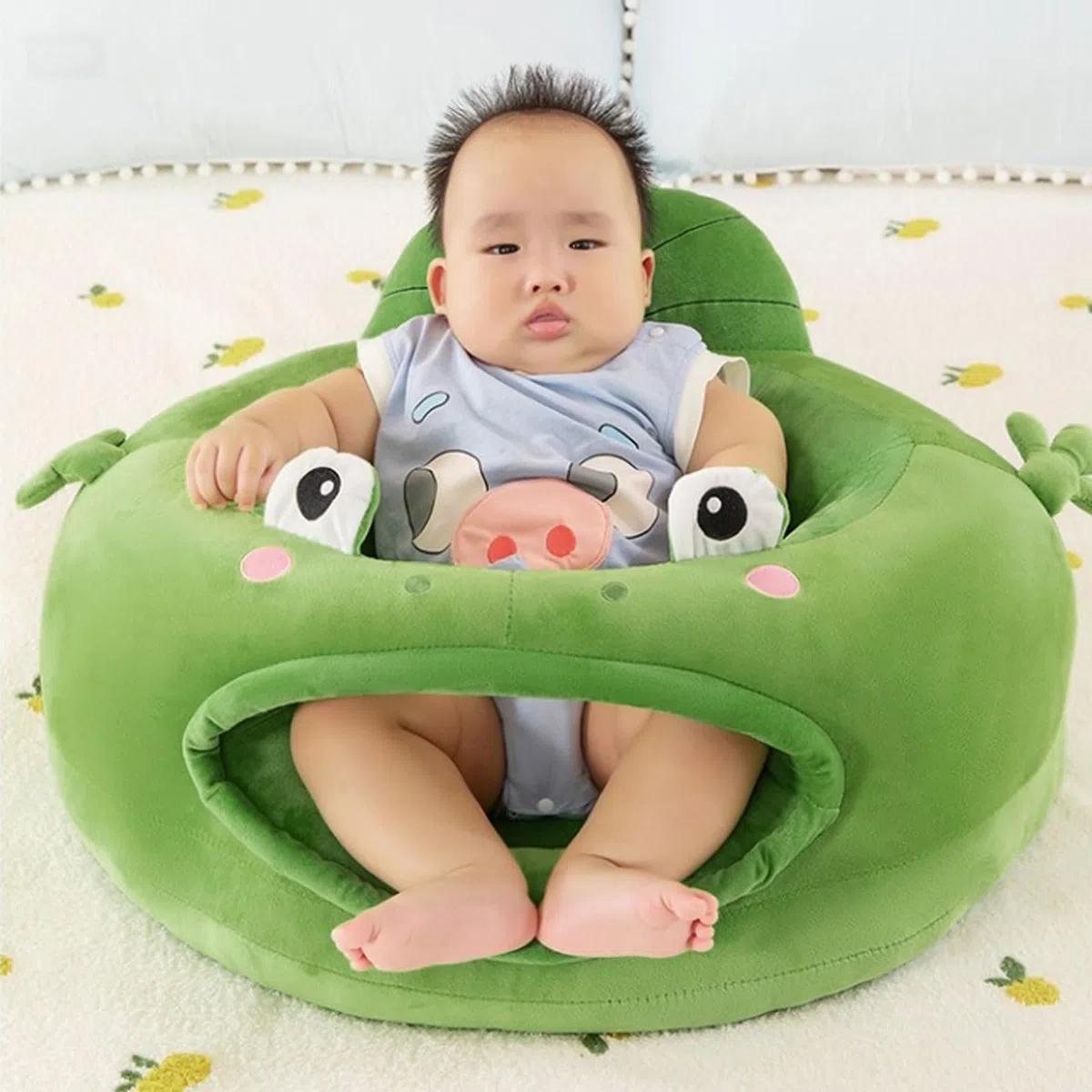 Luocute Sofa do Siedzenia dla Niemowląt, Miękki Pluszowy Fotel Podtrzymujący dla Niemowląt, z Ergonomicznym Zderzakiem 360 Stopni, 17,7 X 23,6 Cala (Styl 2)